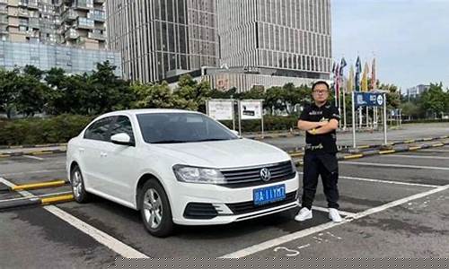 朗逸油价下跌了吗-朗逸油耗多少钱